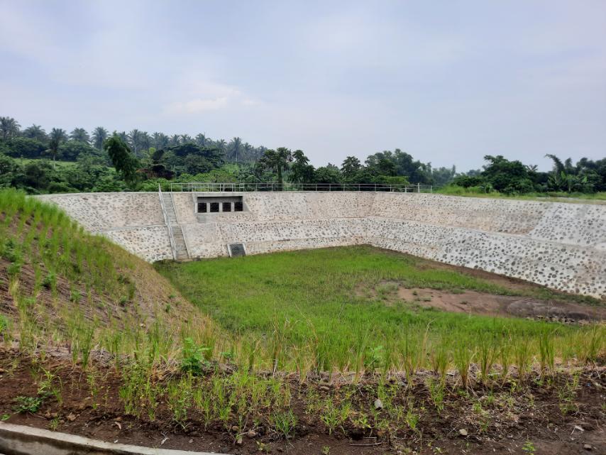 Construction Of Detention Pond at Light Industry And Science Park IV